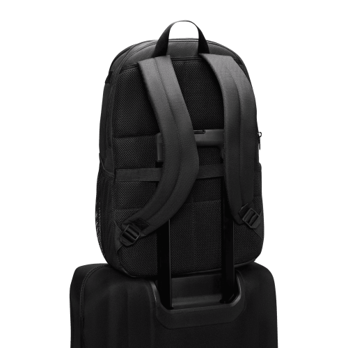 Batoh Nike Academy Medium (24l)