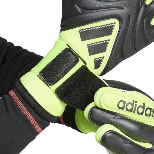 Brankářské rukavice adidas Copa Pro