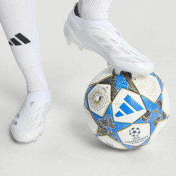 Fotbalový míč adidas UCL Pro