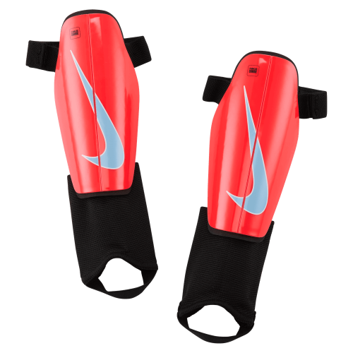 Dětské fotbalové chrániče Nike Charge