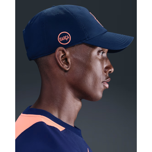 Kšiltovka Nike FC Barcelona Total 90 Club