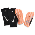 Fotbalové chrániče Nike Mercurial Lite