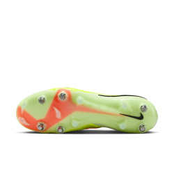 Kopačky Nike Phantom 6 Low Elite SG-Pro