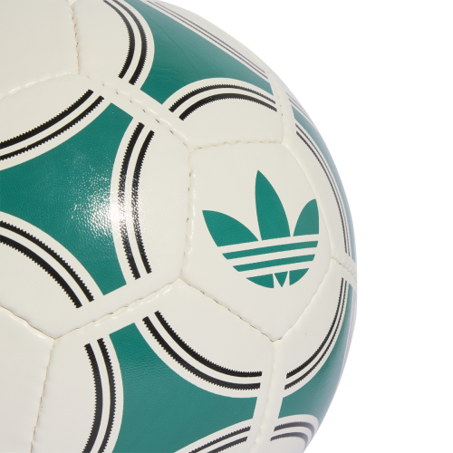 Fotbalový míč adidas Liverpool FC 3RD Club
