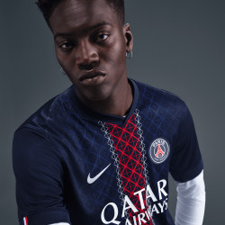 Dres Nike PSG domácí 2025/2026