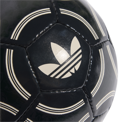 Fotbalový míč adidas Juventus FC Club 3RD