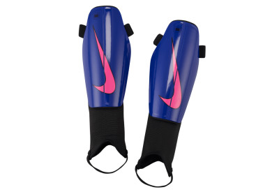 Fotbalové chrániče Nike Charge