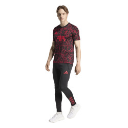 Předzápasový dres adidas Liverpool FC 25/26