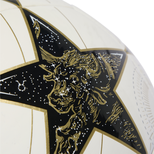 Fotbalový míč adidas UCL Real Madrid Club