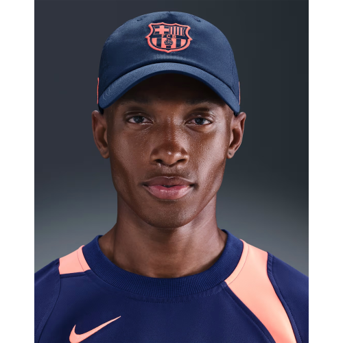 Kšiltovka Nike FC Barcelona Total 90 Club