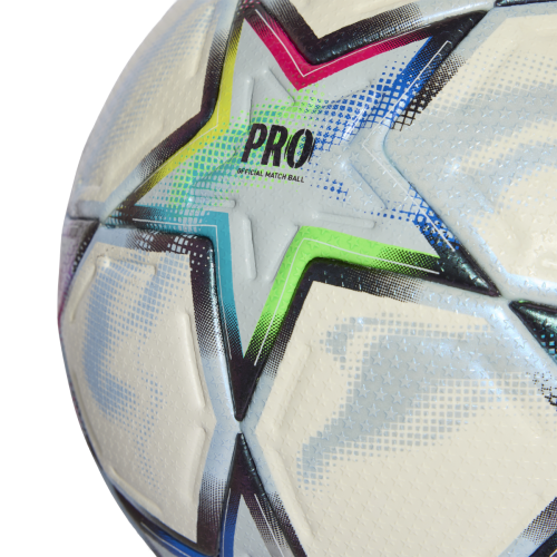 Fotbalový míč adidas UCL Pro
